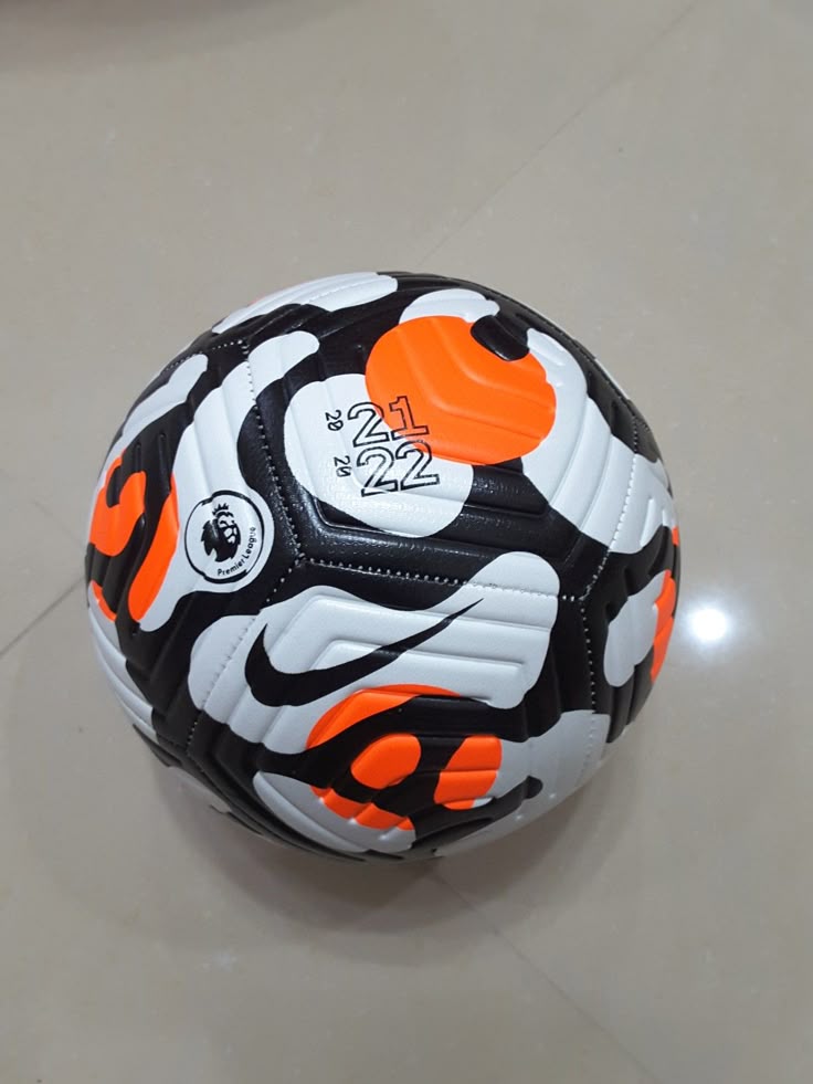 Select Match Ball Pro